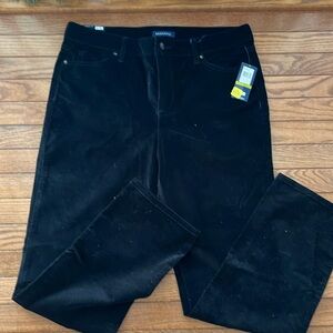 🆕 Bandolino Corduroy Pants